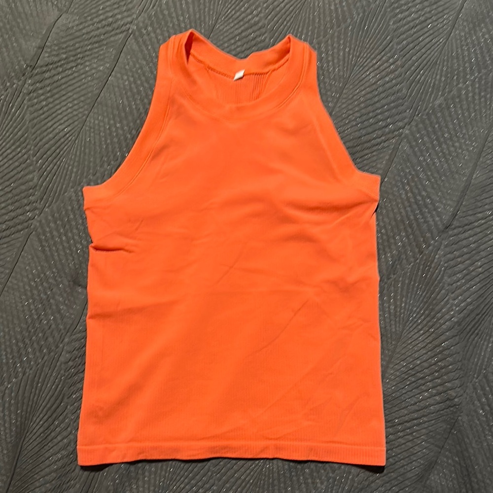 Athleta Medium Vibrant Orange Work Out Top